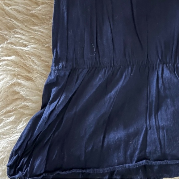 Banana Republic Ruffled Navy Blue Career Sleeveless Tee Top - Picture 3 of 8